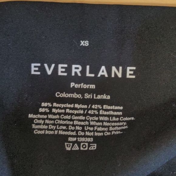 Everlane Women's The Perform Bike Short Size Extra Small Black Lightweight - Picture 12 of 12